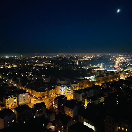 Hotelturm Augsburg Appartment 29 Stock 外观 照片